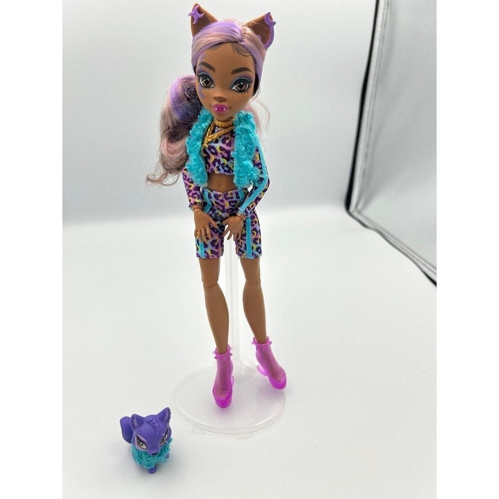 Monster High Faboolous Pets Clawdeen Wolf fashion doll